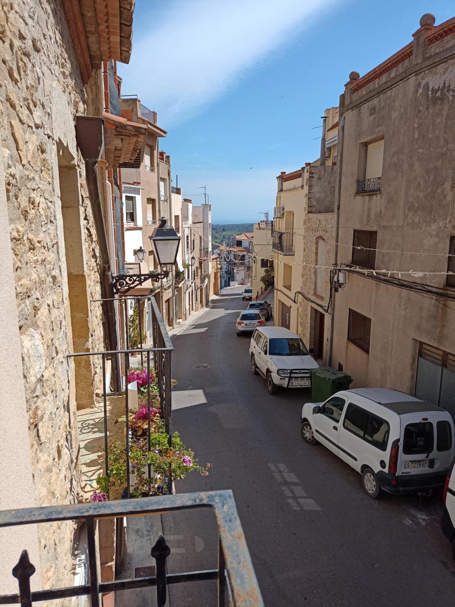 Tranquil And Spacious Townhouse In Historical And Picturesque Cervera Del Maestre Екстер'єр фото
