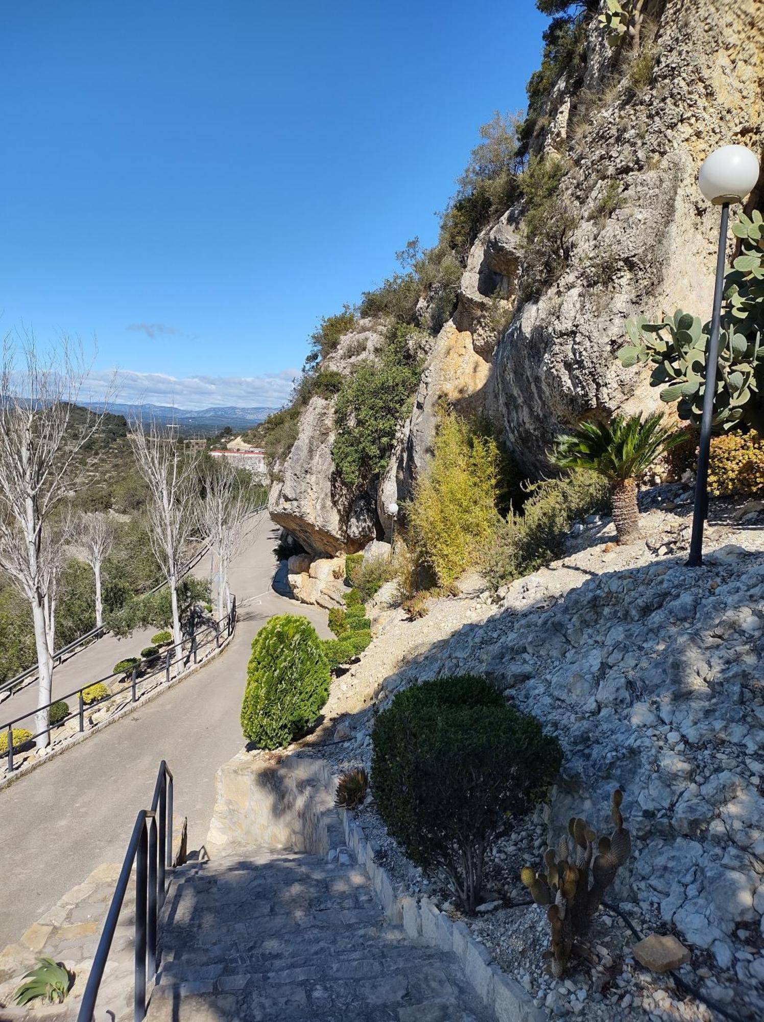 Tranquil And Spacious Townhouse In Historical And Picturesque Cervera Del Maestre Екстер'єр фото